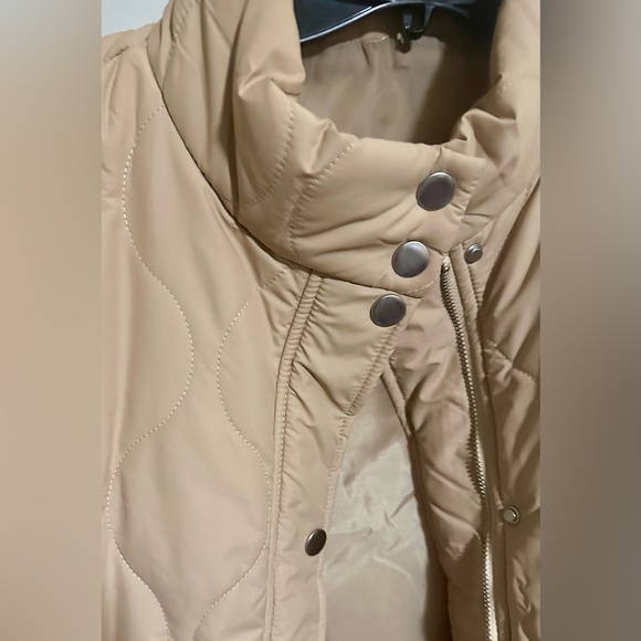 Tan Quilted Vest - Picture 4 of 11